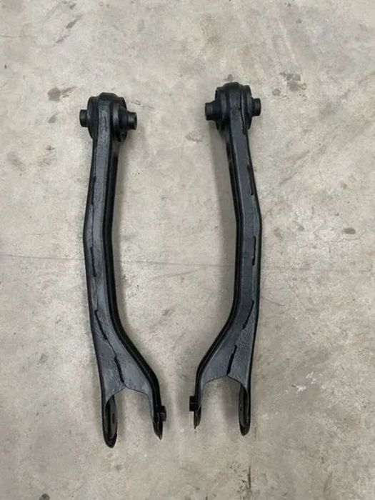 suzuki grand vitara II  wahacz tylny wzdłużny regenerowany