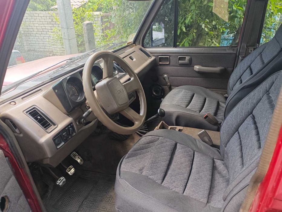 Продам авто Isuzu trooper