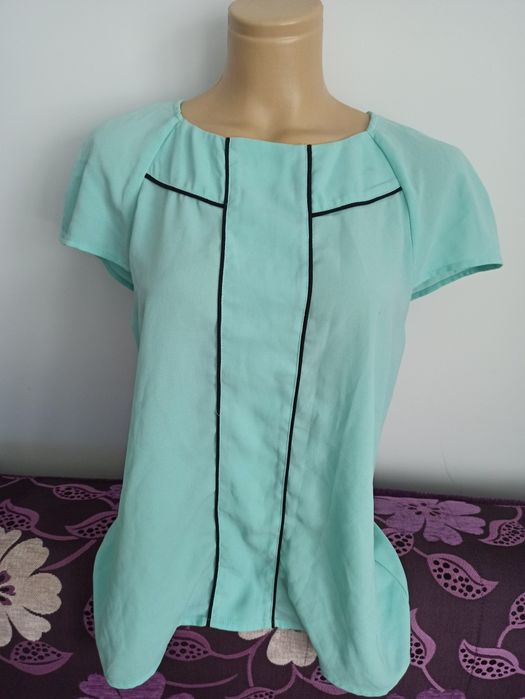 Damski T-shirt z krótkim rękawem w kolorze miętowym