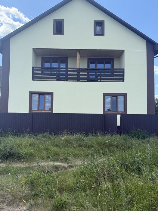 Продається дуплекс у місті Умань