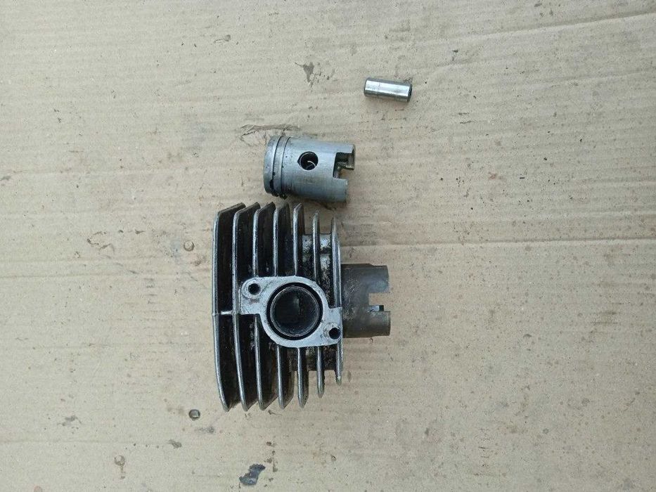 Цилиндрт , Поршневая на мопед Карпаты , Рига