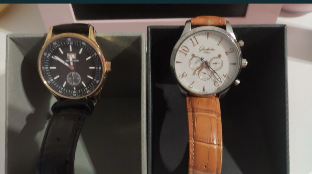 Годинник Romanson