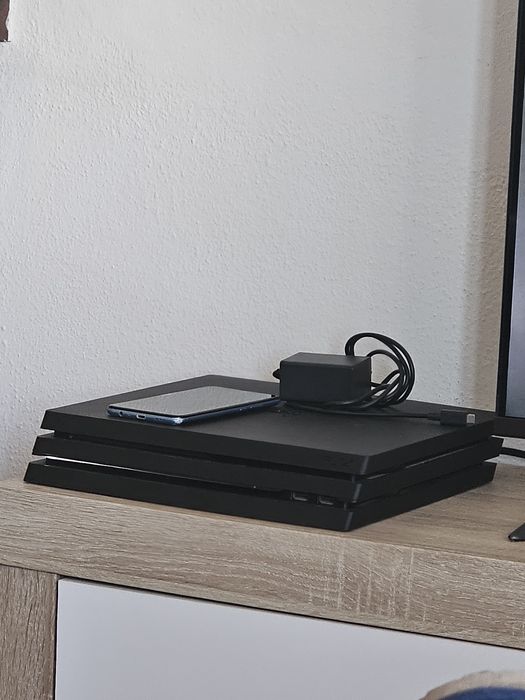 Playstation 4 Pro 1TB  13.52
