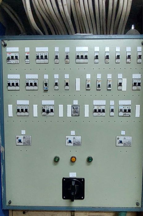 Eletricista - Serviço Rápido e Profissional