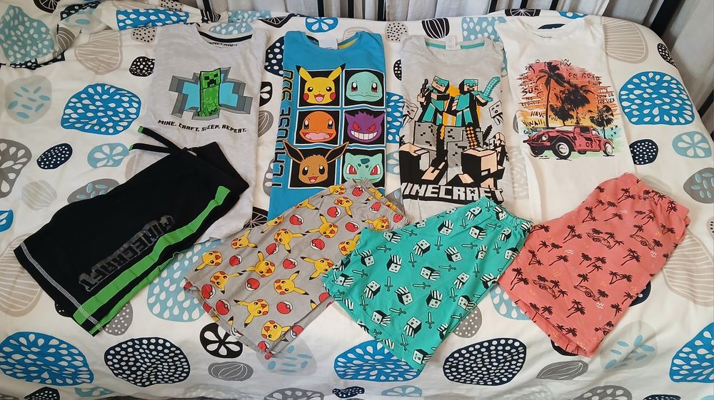 T-shirt e calcoes 11/12 anos
