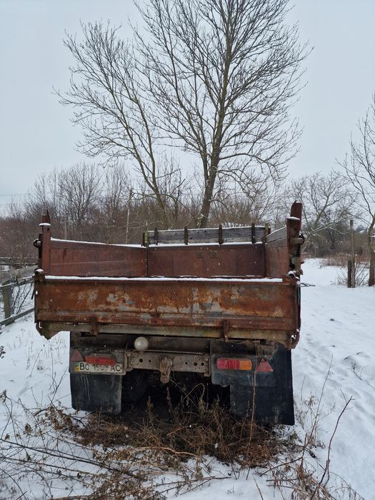 Зіл 130.               .