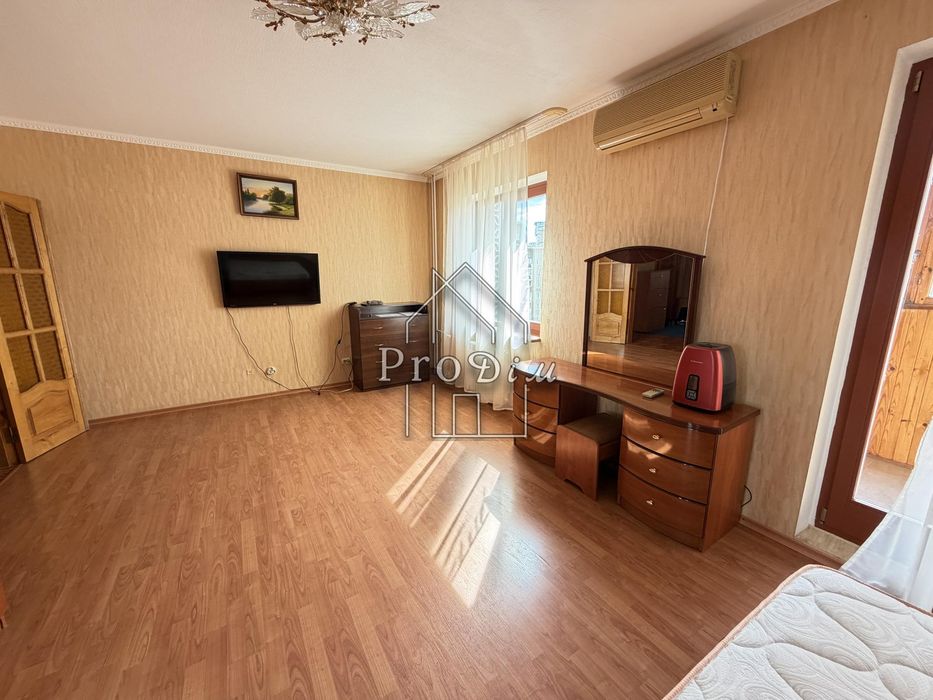 Оренда 3-кімнатної квартири.101 м² | Ахматової 43 | 2 санвузли | River Mall