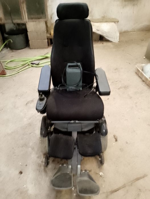 Cadeira de rodas Permobil C300