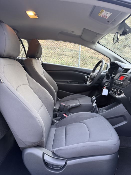 Kia Rio 1.1 CRDi | VAN | IVA DEDUTÍVEL