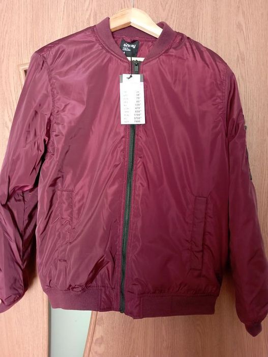 Курточка чоловіча