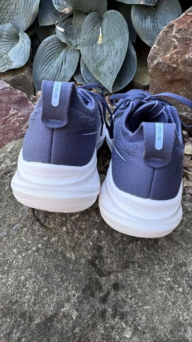 Кросівки ASICS Gel-Nimbus