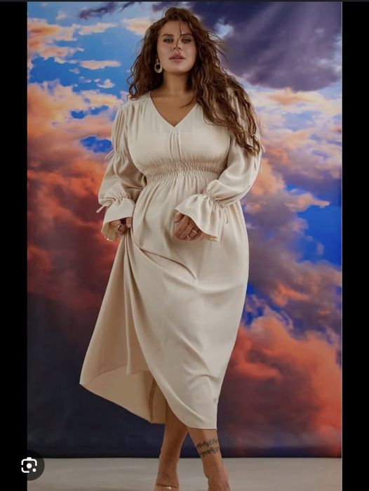 cher17 бежеве плаття