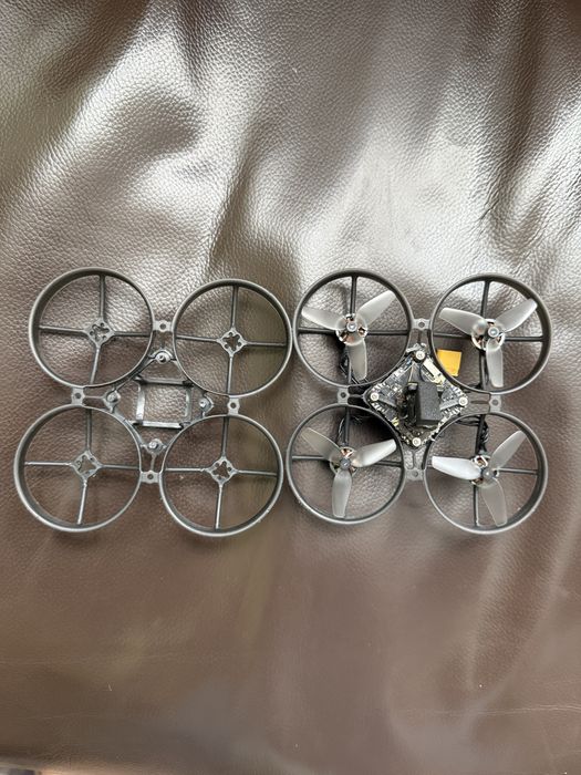 Dron fpv Mobula8  AiO15 Freestyle HDZERO 80mm