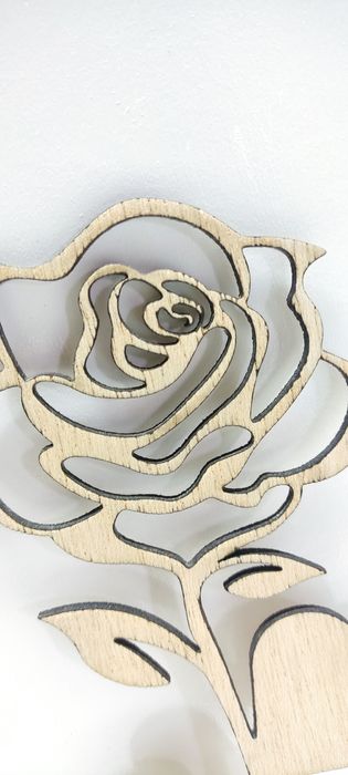 Flor de madeira personalizada