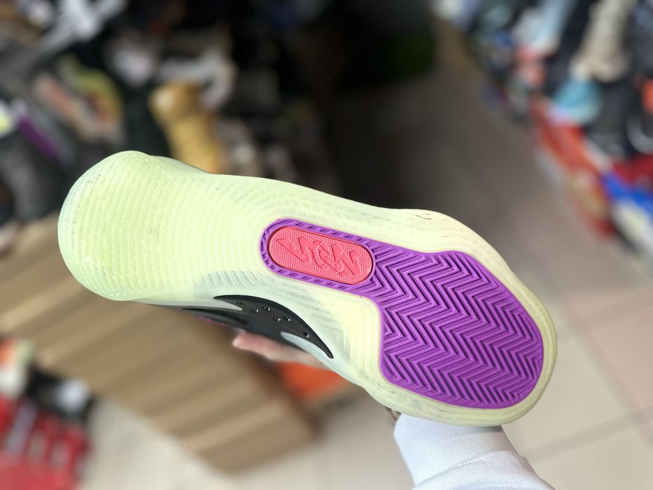 Баскетбольні кросівки Nike  Zion III Galaxy ( РОЗМІР 46  )