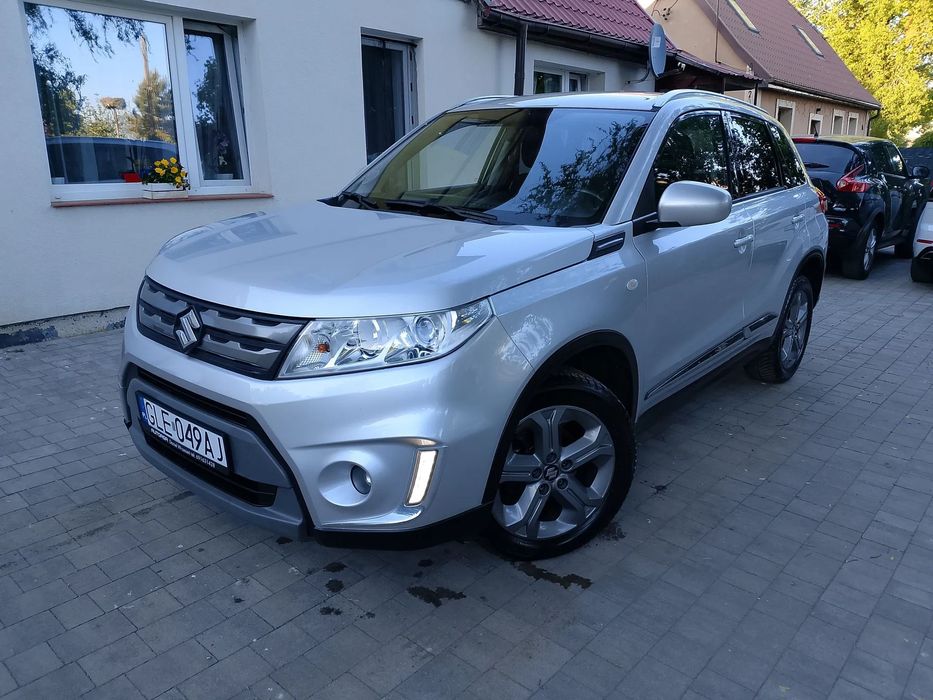 Suzuki Vitara 1,6 Zwykła benzyna Nawigacja