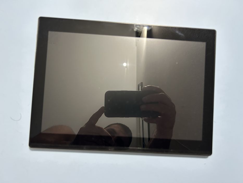 Продам планшет Lenovo