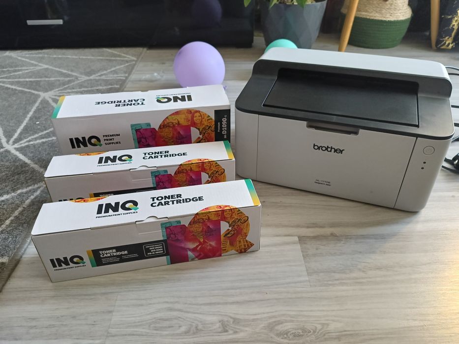 Drukarka laserowa plus tonery stan znakomity