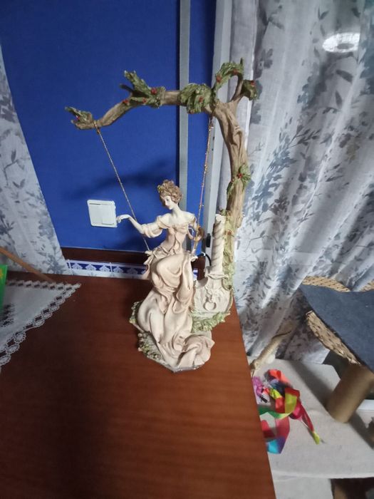 Estatueta   marfinite