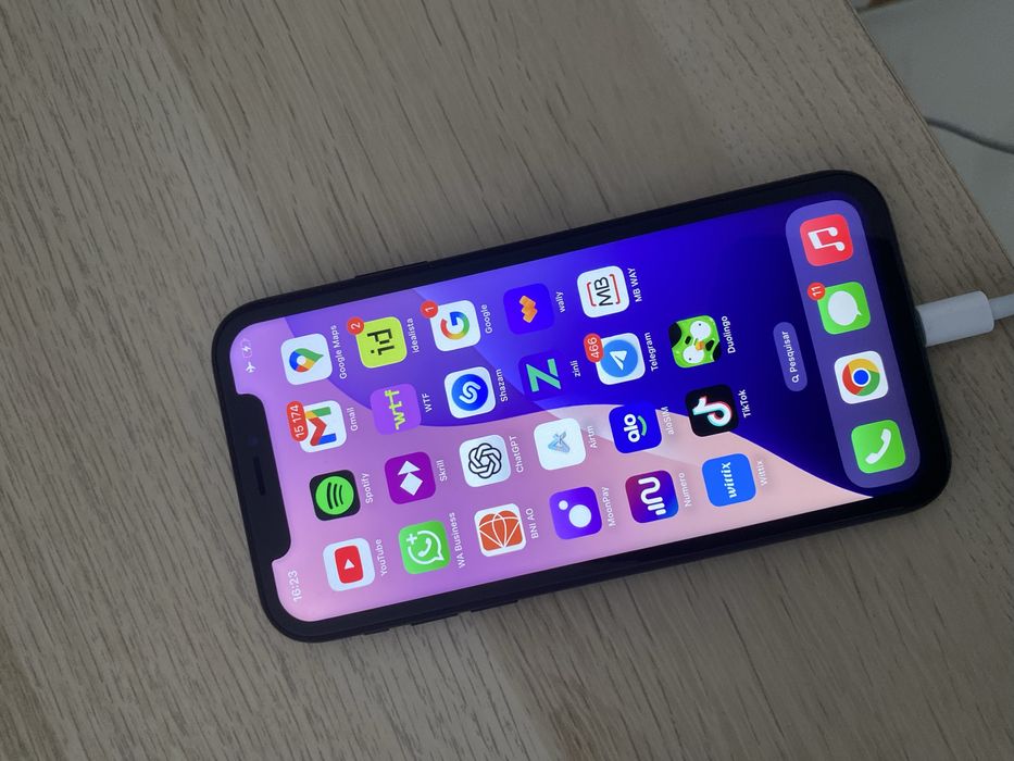 iPhone X 64GB – Como novo
