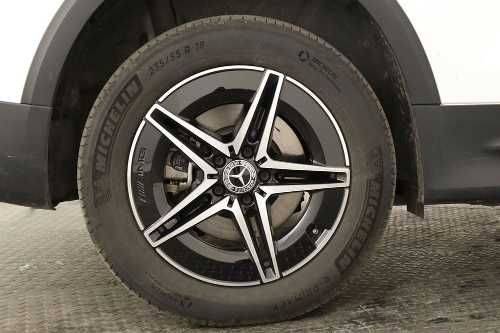Mercedes-Benz EQB 250+ AMG Line foto 5