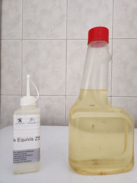 Óleo Hidráulico Equivis ZS 15 para Peugeot Cabriolet  (375ml)