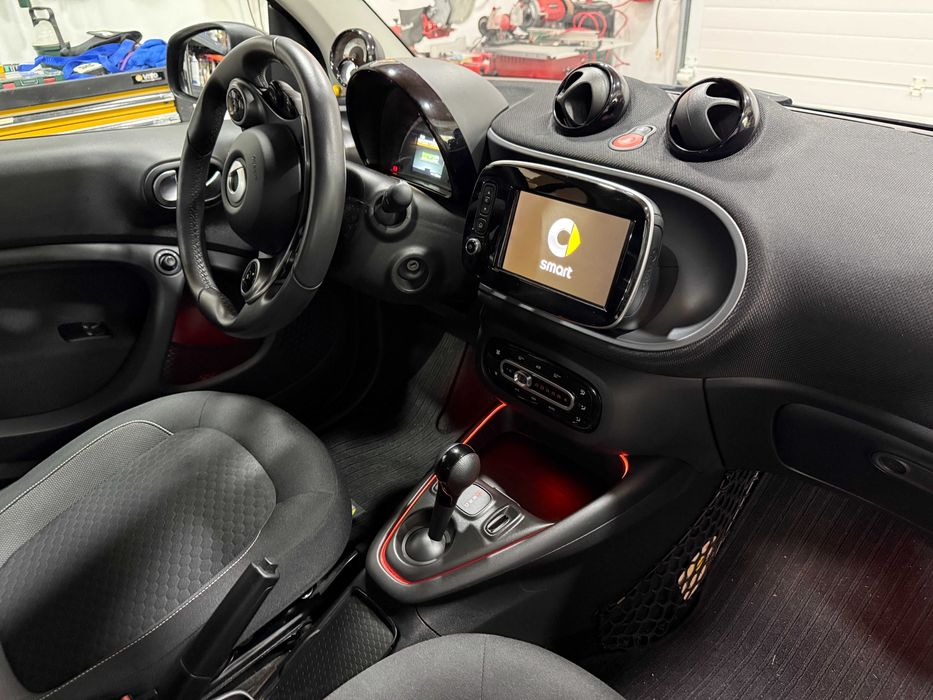 Smart EQ Fortwo 2021 Elétrico – 11.700 km – Dono Único – De Garagem – IVA Dedutível