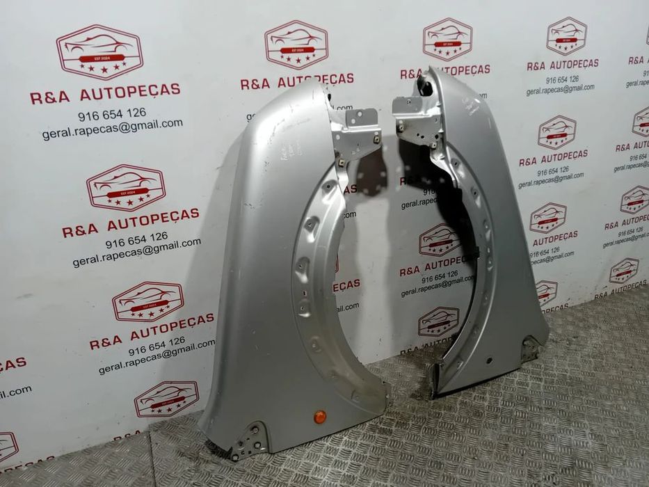 Guarda Lamas Direito Esquerdo Ford Transit Connect Original
