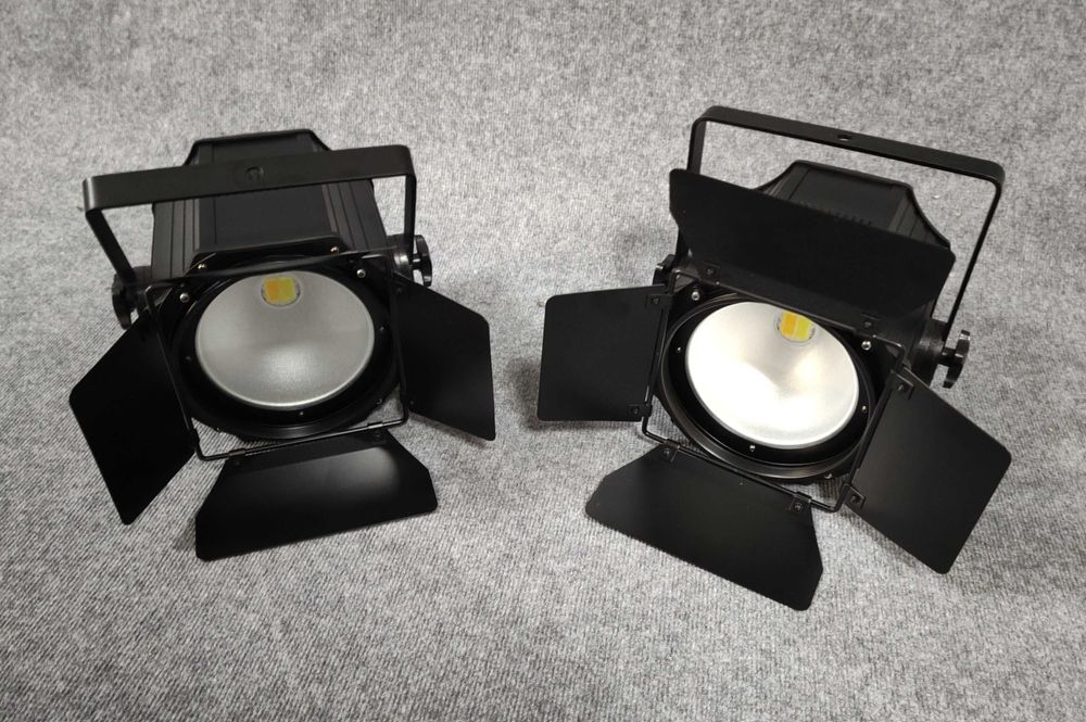 Reflektor sceniczny LED COB 200W ZQ09012 - Stage Light- Spotlight- DJ