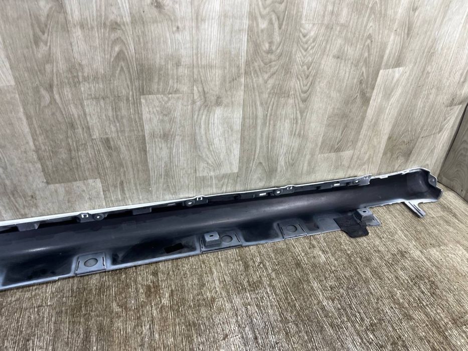 Порог правый Tesla Model S Plaid ( 2021 2022 2023 2024 г. ) Накладка порога 1567138-00-D
