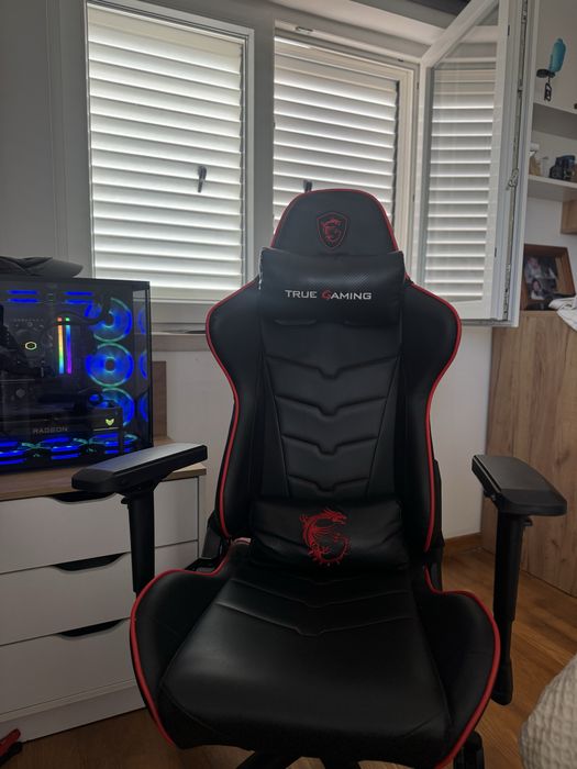 Cadeira Gaming MSI MAG CH120