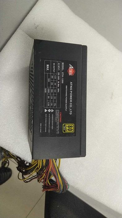 Комлект материнська плата (1150) / celeron 1840/8Gb/60Gb/БЖ 1200Вт