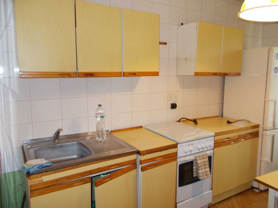 Продам 2-х кімнатну квартиру 55 м2 3\13 поверх м. Чернігів