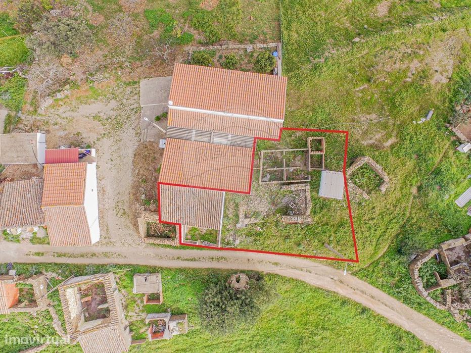 Moradia T1 para venda