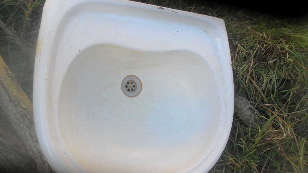 Умывальник керамический