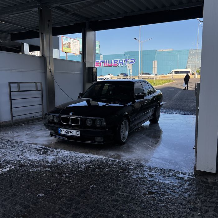 Продам BMW E34 1992р 2.5л