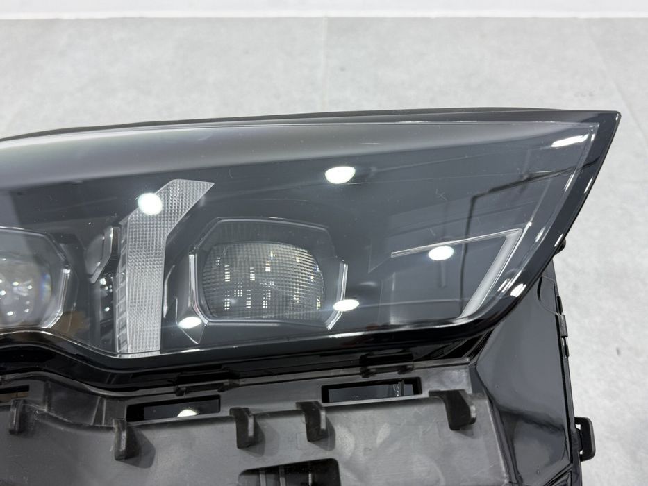 Фари  BMW 5 G60 G61 G90 2023+ фары БМВ Г60 напис "BMW LED" з блоками, комплектні, фари бмв Артикул:  DRC9091-26