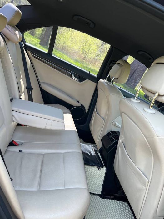 Продам Mercedes Benz C-200