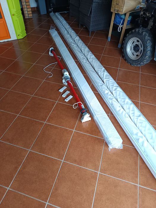 Cortinas Elétricas em PVC para portão de Garagem  com Automatismo