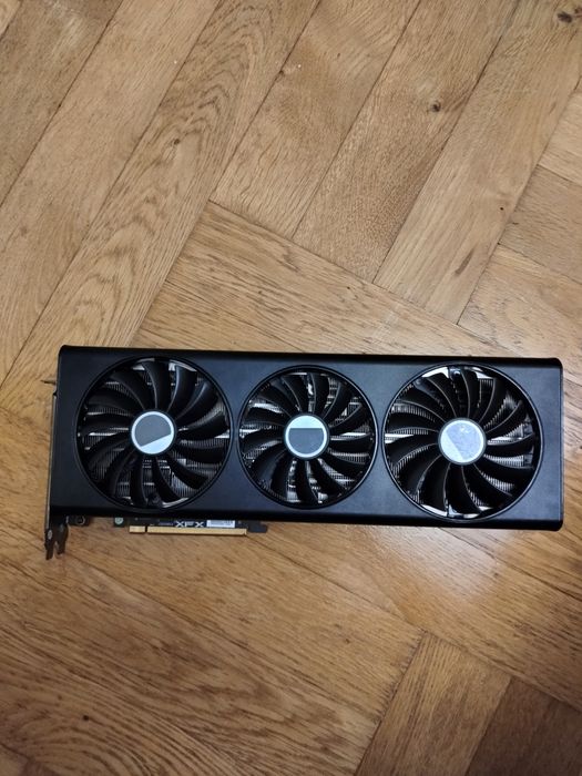 Відеокарта rx 7700 xt