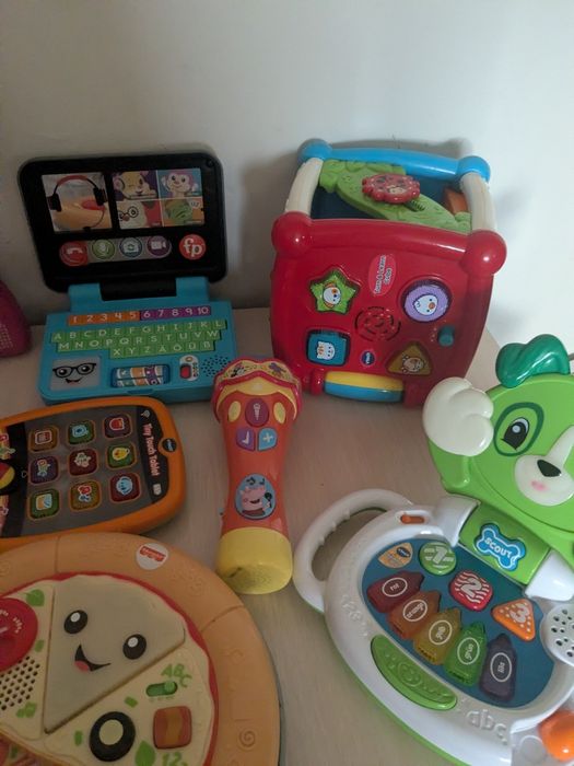 Музичні іграшки ( інтерактивні , розвиваючі )