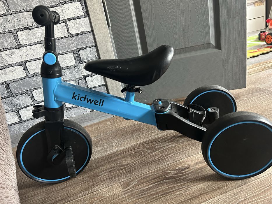 Велосипед ,біговел 3в1