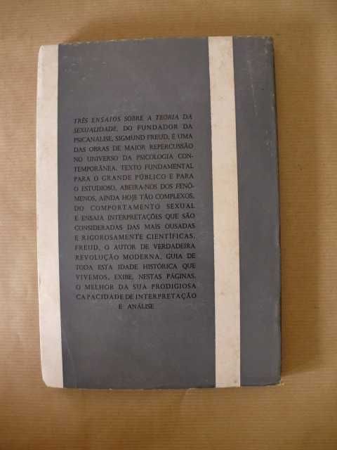 Três Ensaios Sobre a Teoria da Sexualidade
de S. Freud