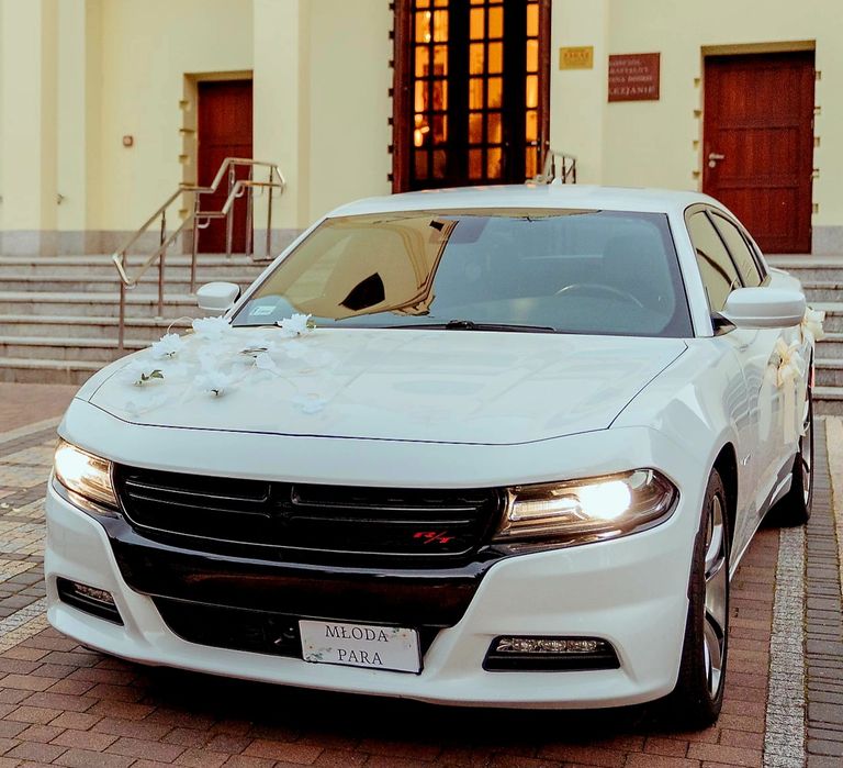 Auto do ślubu. Zawiozę do ślubu Dodge Charger v8