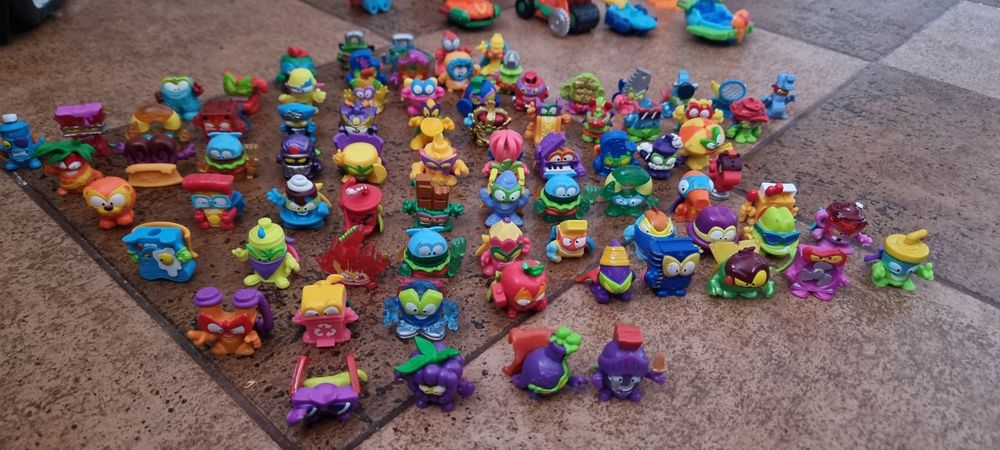 Super Zings figurki i pojazdy