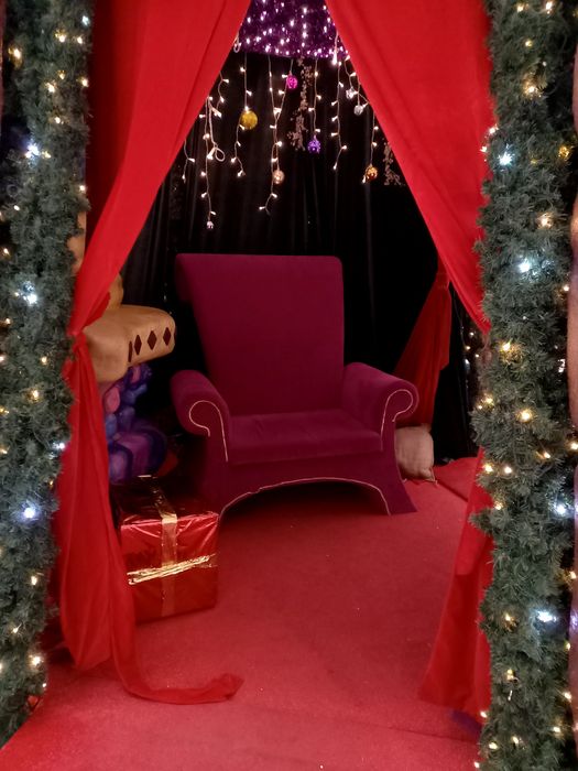 Święty  Mikołaj do wynajęcia