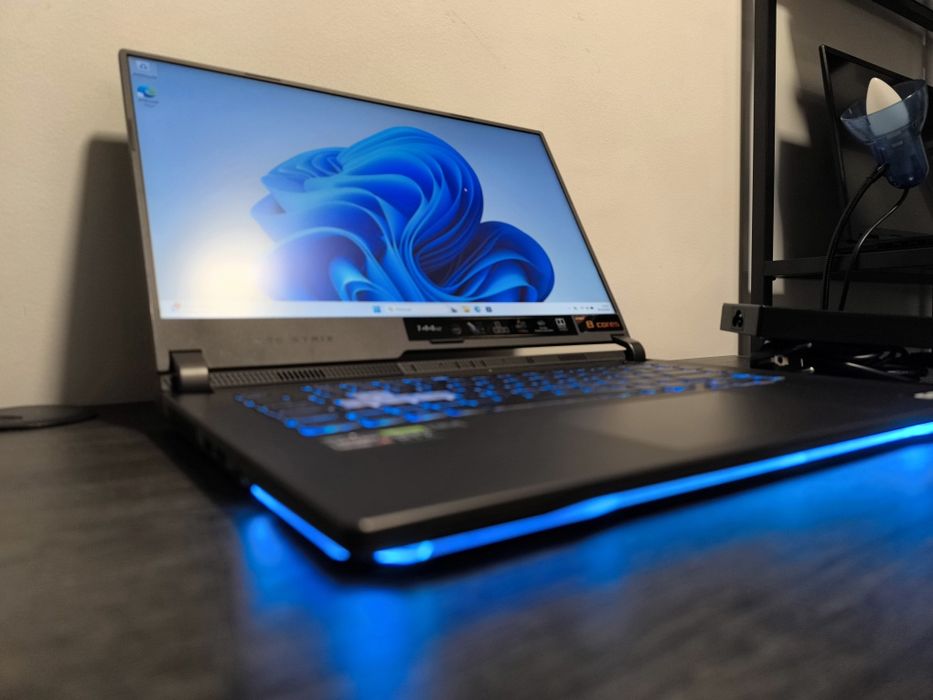 Asus Rog strik R7 3050RTX 16 Ram 512GB 3x S/ Juros