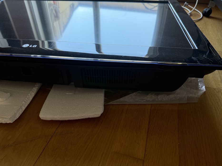 TV LG 37LD420C-ZA - 37polegadas