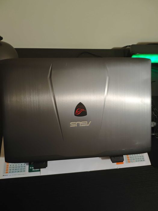 Portátil Gaming ASUS Rog