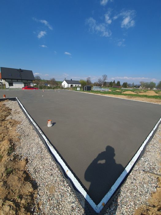 Posadzki Cementowe I Anhydrydowe/Beton Przemyslowy/Styropian/Fyndameny